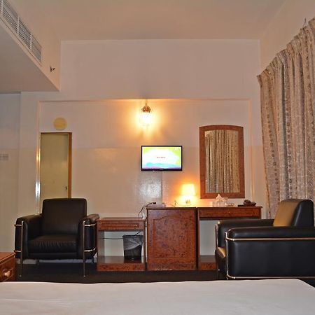 דובאי Queen'S Hotel מראה חיצוני תמונה
